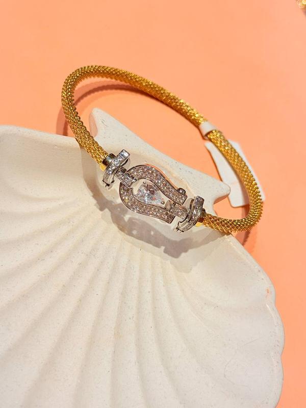 بنگل فِرد طرح طلا