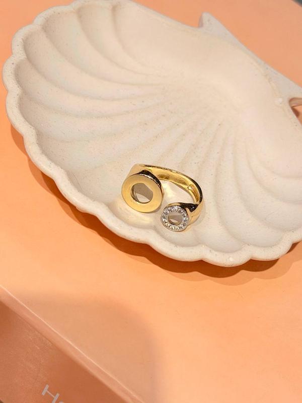 انگشتر طرح طلا