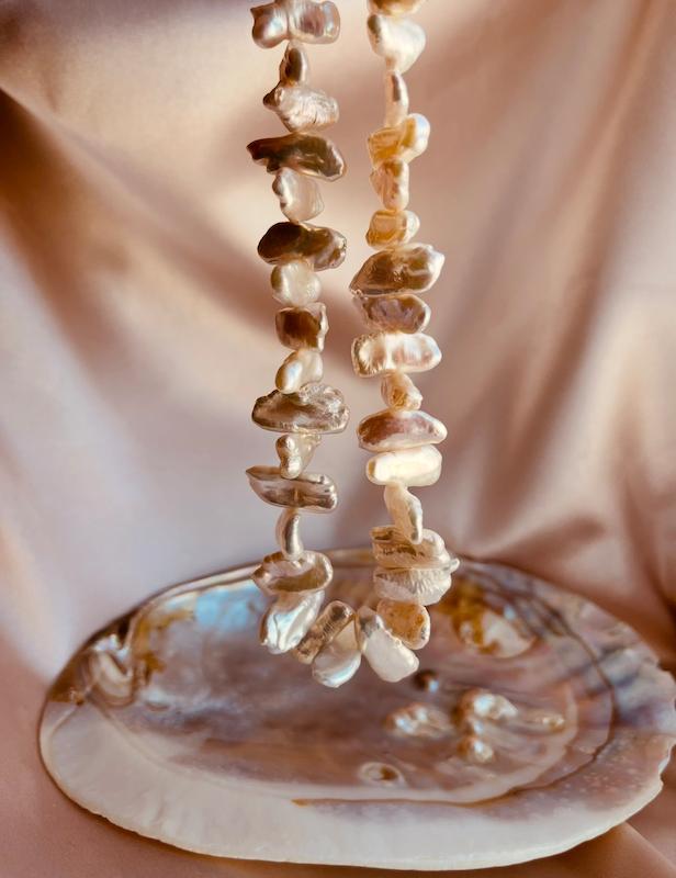 گردنبند باروك طبيعي دندون تمساح