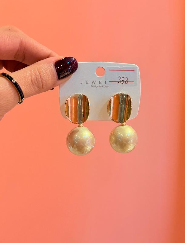 گوشواره مرواريد مينيمال