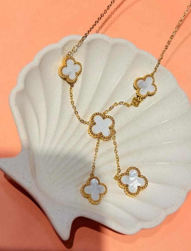 گردنبند ونکلیف آویزدار