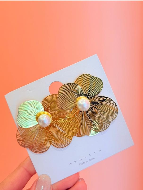 گوشواره فلاور طلایی