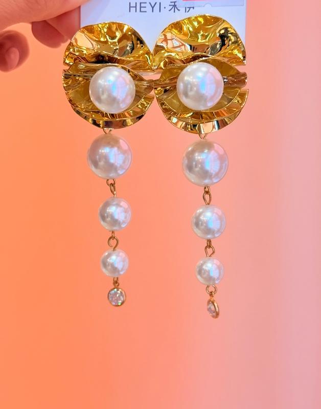 گوشواره مرواریدی اویز