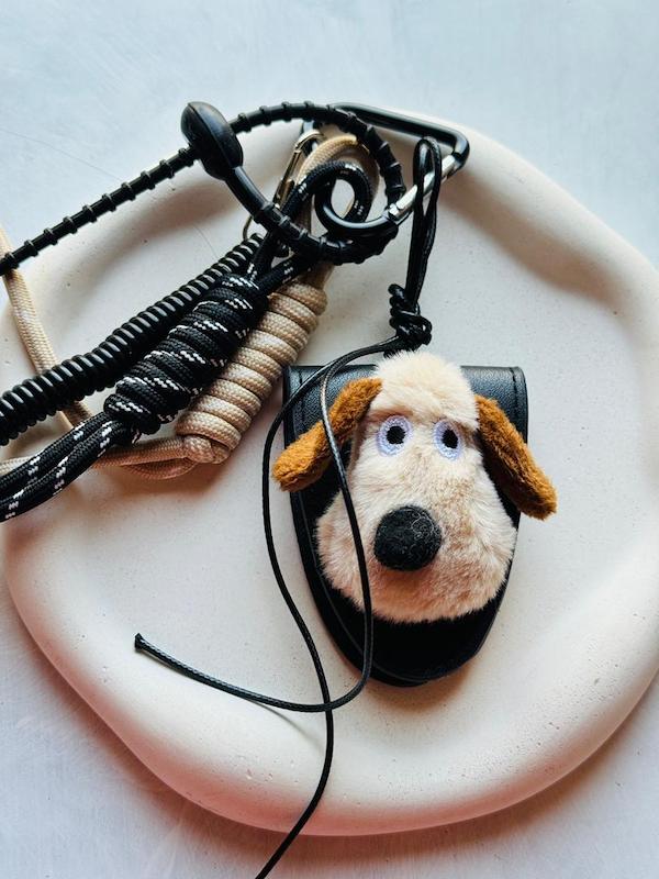 چارم بگ داگی هولدر عینک مشکی