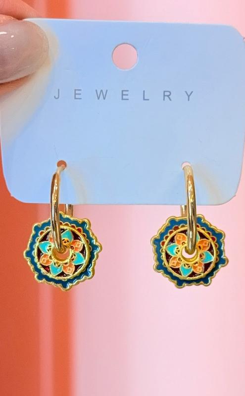 گوشواره میناکاری