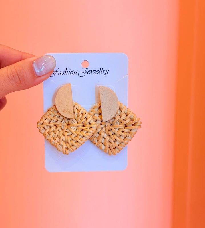 گوشواره حصیری