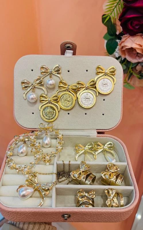 گوشواره سكه و پاپيون