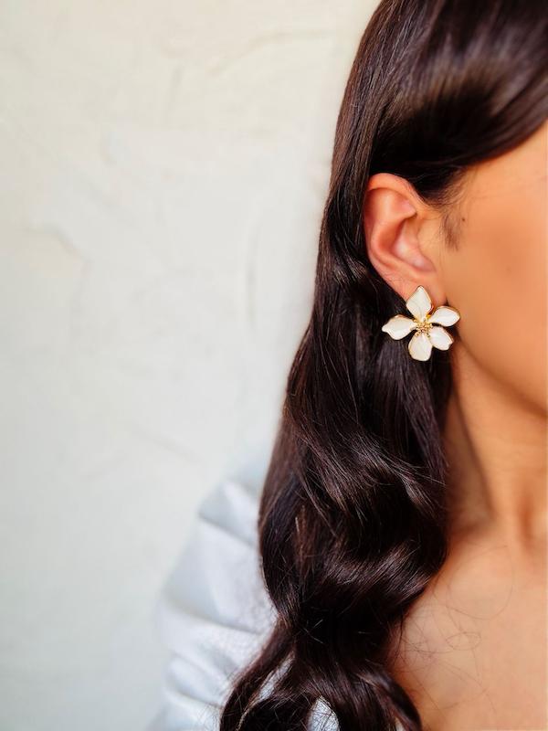 گوشواره گل ریتا