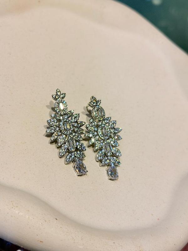 گوشواره جواهری اویز