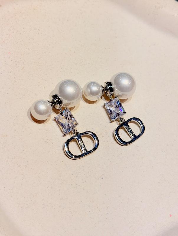 گوشواره ديور جواهري مرواريد اويز