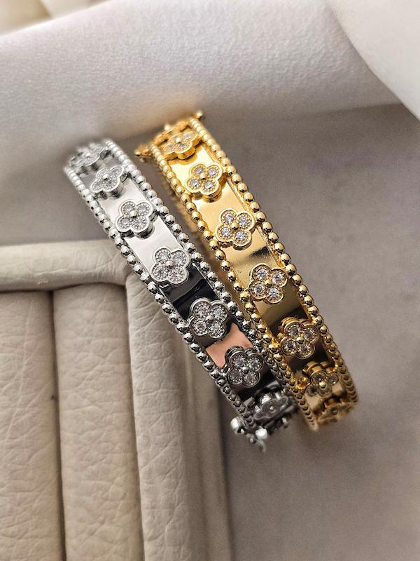 بنگل ونكليف طرح طلا گل برجسته