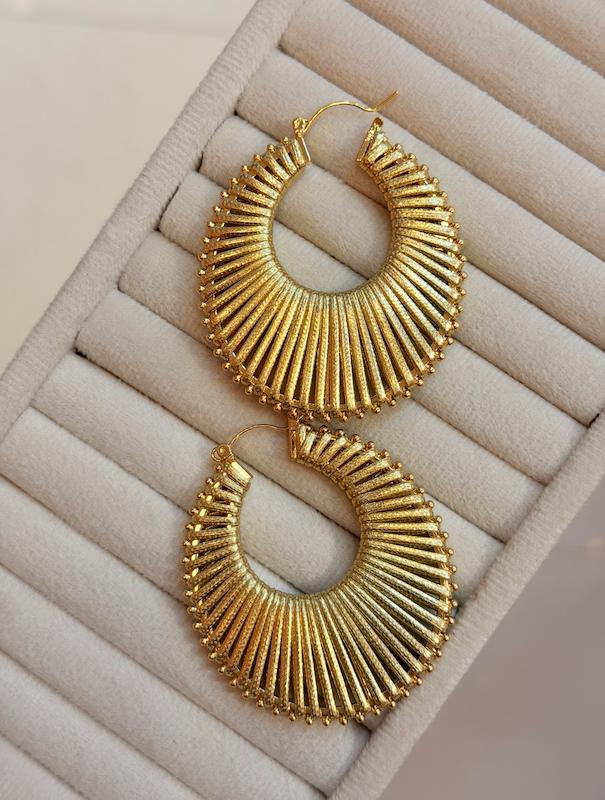 گوشواره چرمي 