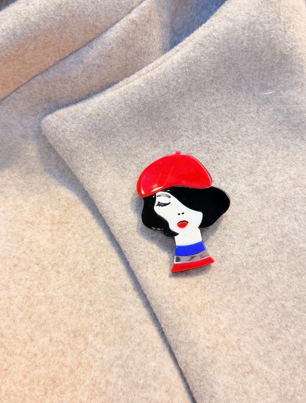 سنجاق سينه فانتزي