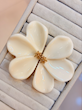 گوشواره گل شيرى