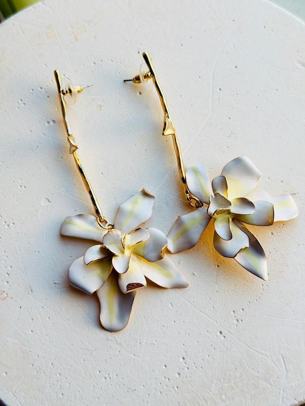 گوشواره گل زارا