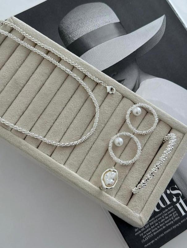 سرویس خاویاری