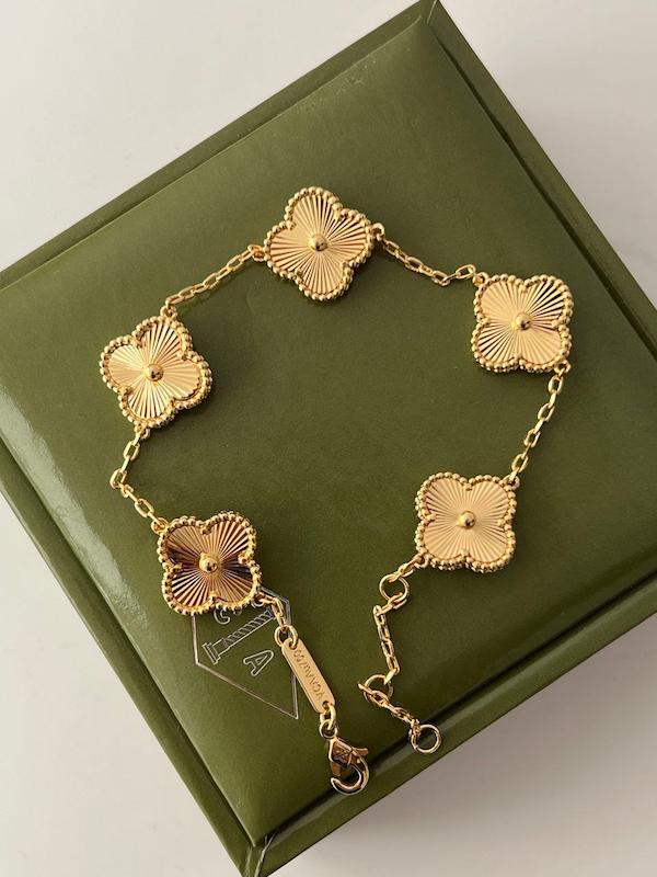 دستبند ونكليف تراش طلايي