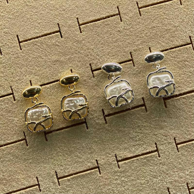 گوشواره مرواريد باروك