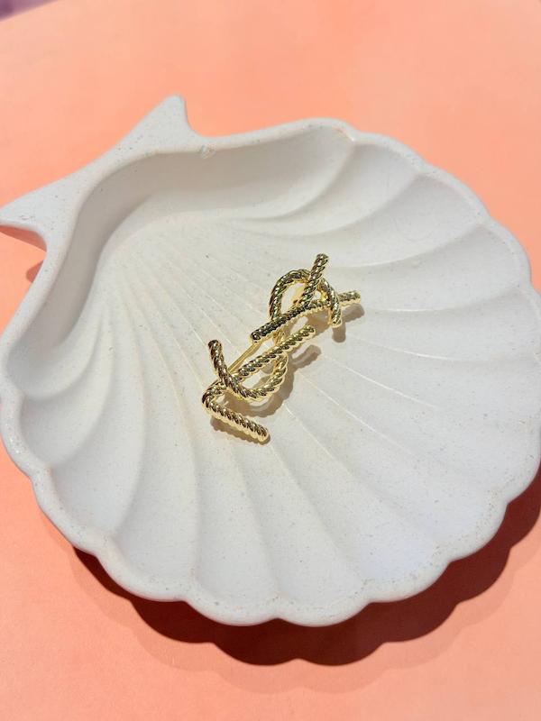 سنجاق سينه ysl