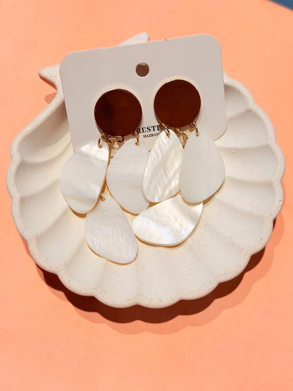 گوشواره صدفي 