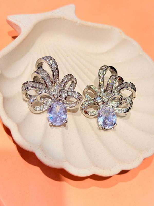 گوشوارن پاپيون