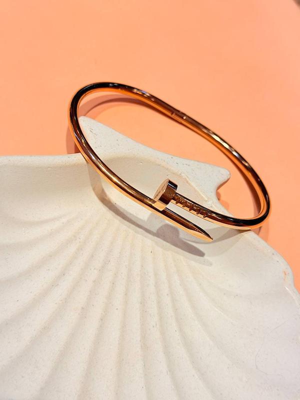 دستبند ميخ كارتيه رزگلد