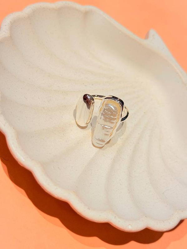 انگشتر مينيمال مرواريد پرورشي