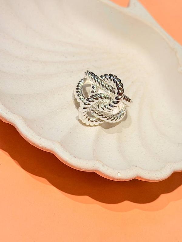 انگشتر مينيمال 