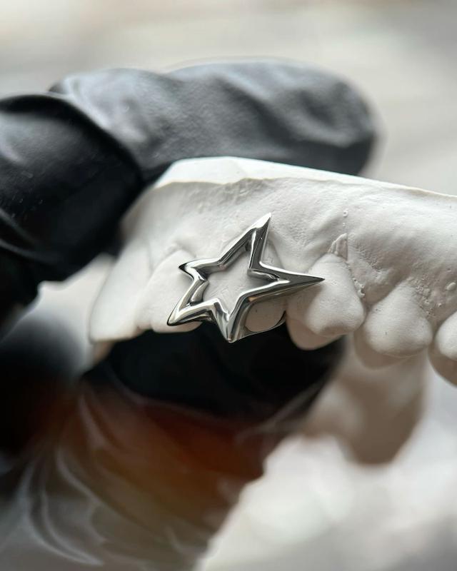 گریلز دندون ستاره ای