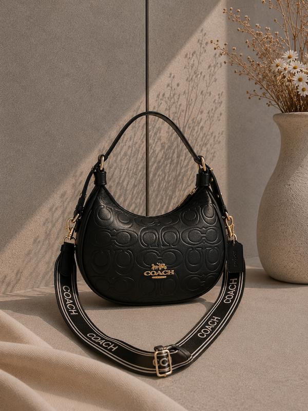 کیف برند کوچ COACH هلالی