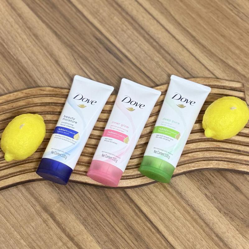 فوم شستشو صورت داو 