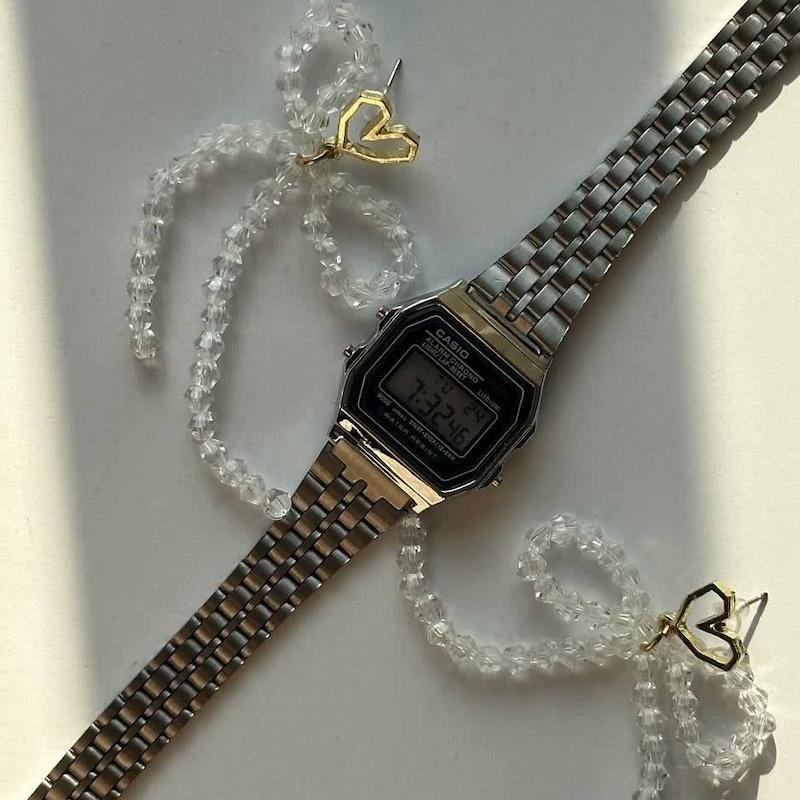 کاسیو نقره ای