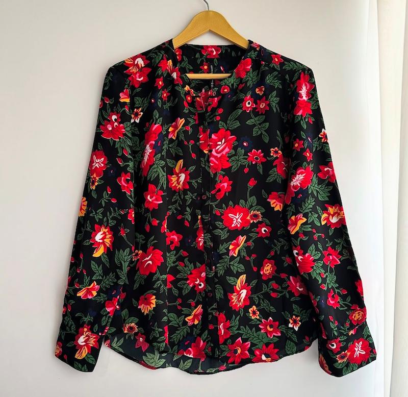 شومیز مشکی گل دار