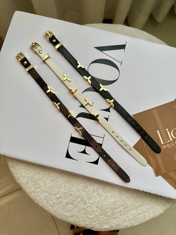 دستبند چرم LV