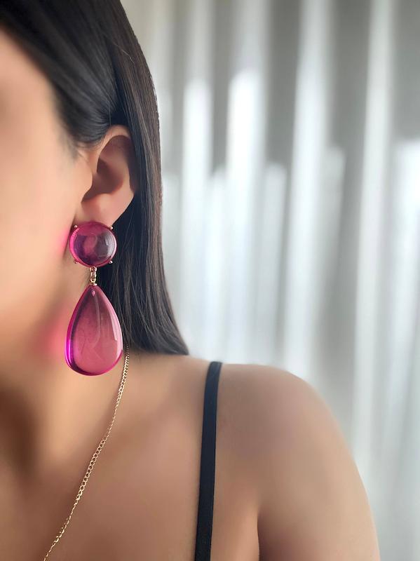 گوشواره اویز بنفش شیشه ای