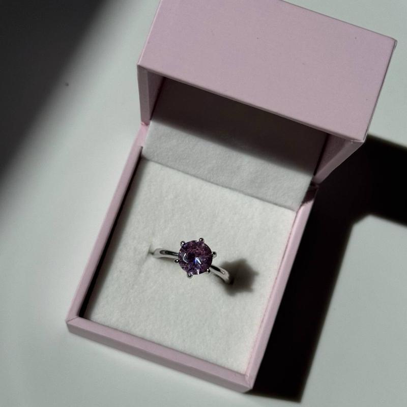 تک نگین یاسی 💜