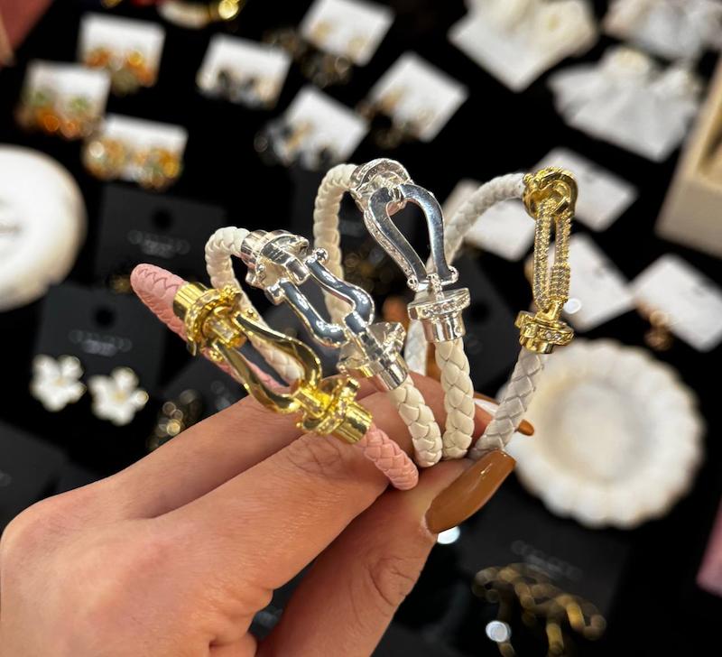 دستبد چرمی فرد🪄