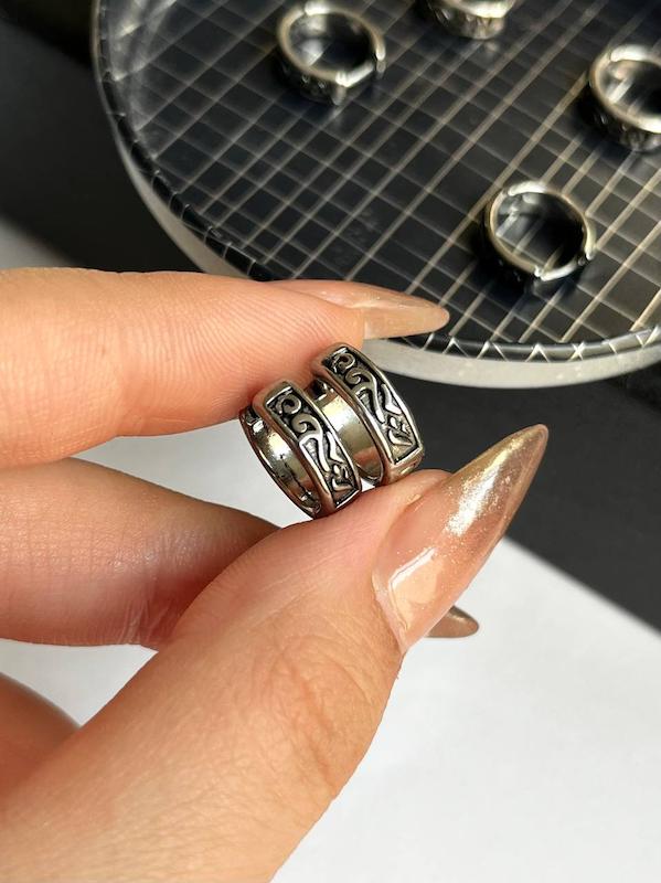 گوشواره سیاه‌قلم