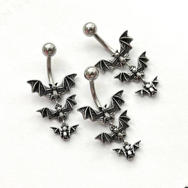 پیرسینگ ناف خفاش