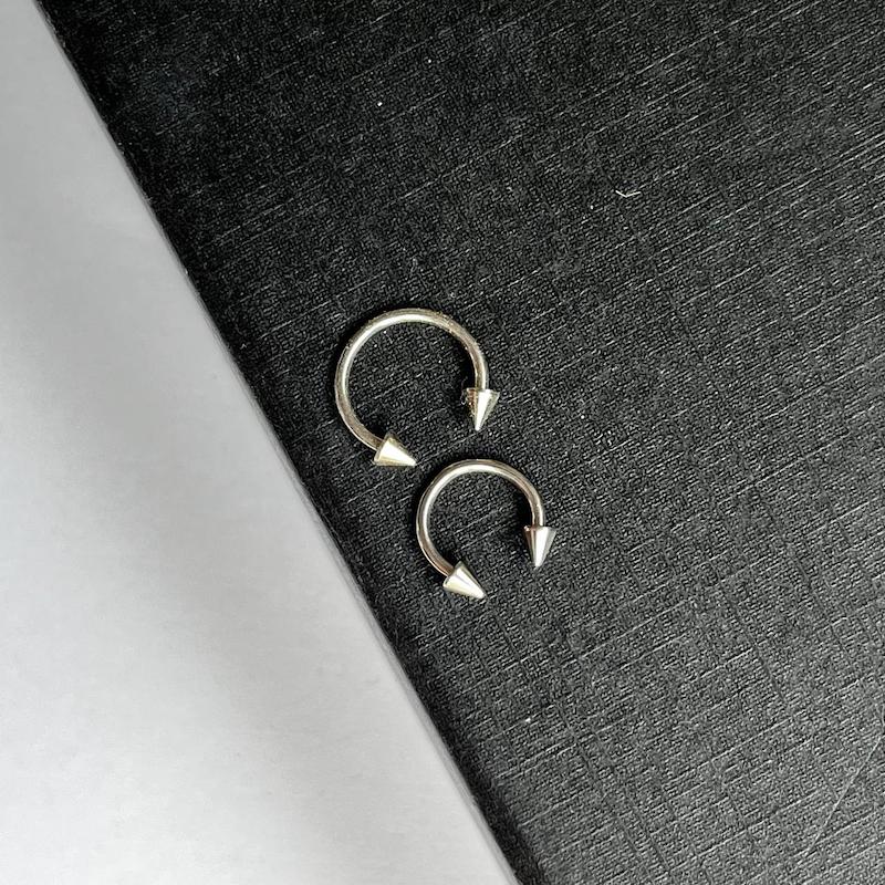 پیرسینگ نعلی اسپایکی