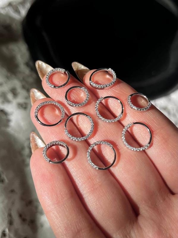 حلقه‌ی جواهری