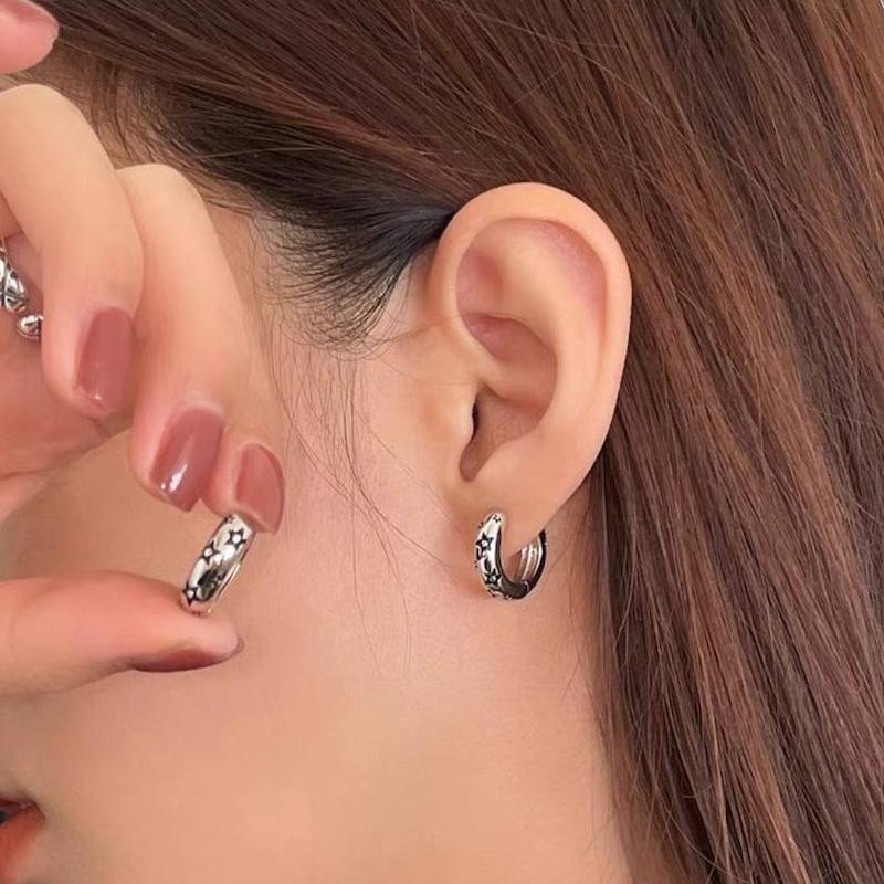 گوشواره سیاه‌قلم ستاره