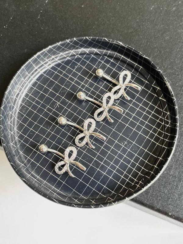 پیرسینگ ناف جواهری پاپیون