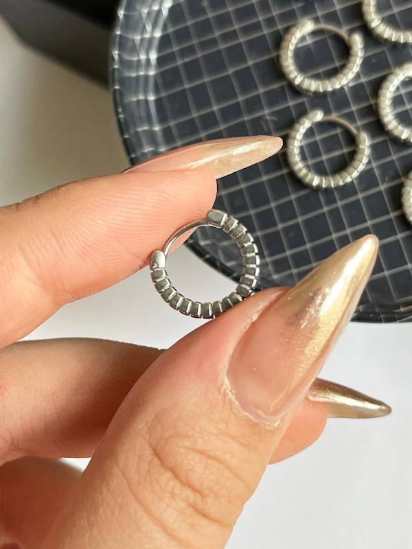 گوشواره سیاه‌قلم