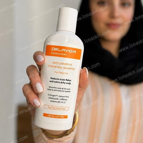 شامپو ضد شوره و تقویت کننده مو روزانه دلاویگا Anti Dandruff Fortifying Shampoo For Daily use