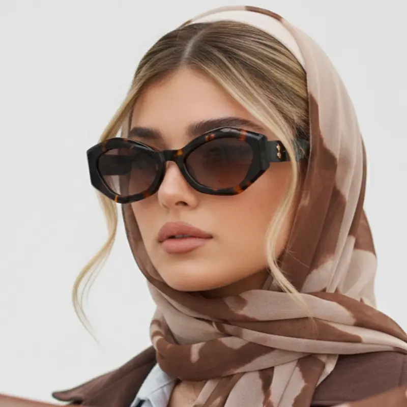 عینک آفتابی زنانه سرجیو مارتینی ( SERGIO MARTINI ) مدل SA 808