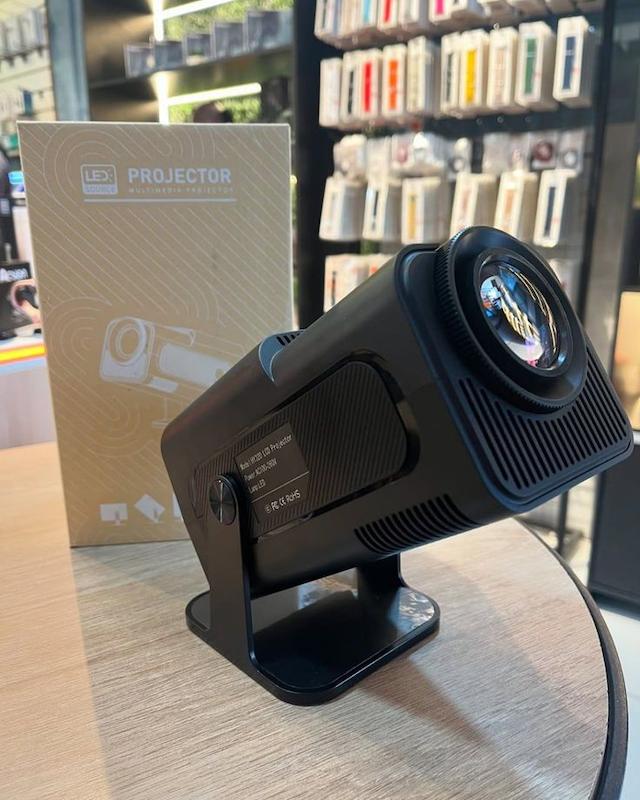 ویدئو پروژکتور HY320 اورجینال | رزولوشن 1080P، پشتیبانی 4K، وای‌فای و بلوتوث