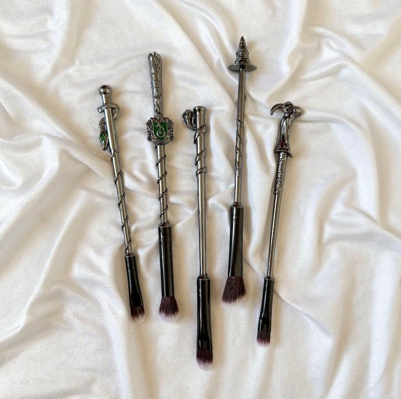 ست براش ارایشی مدل هری پاتر 