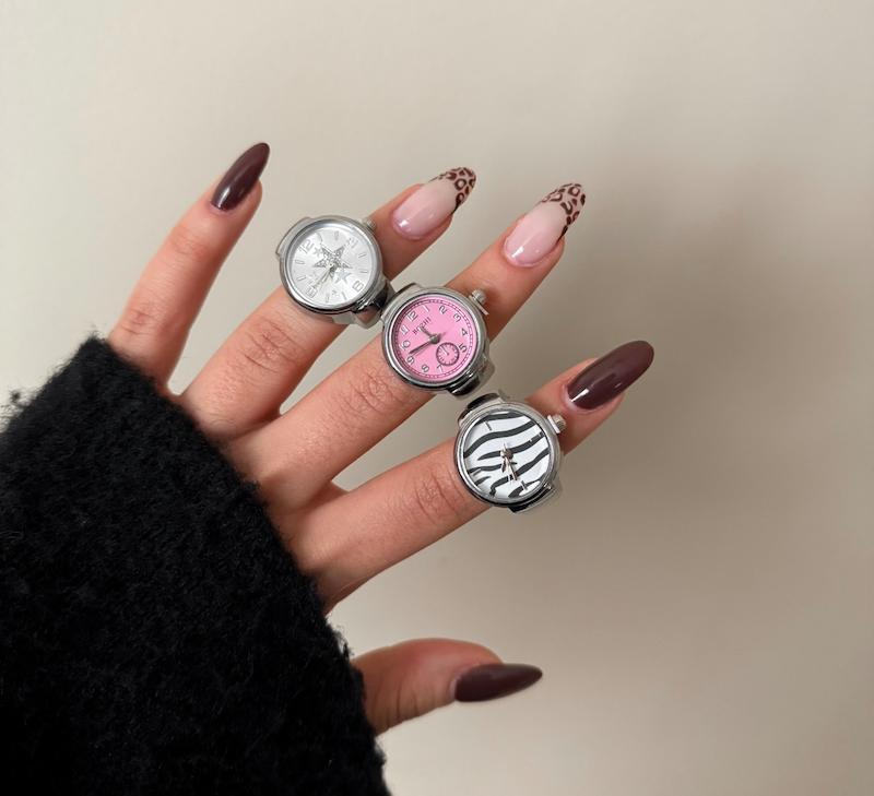 انگشتر ساعتی 