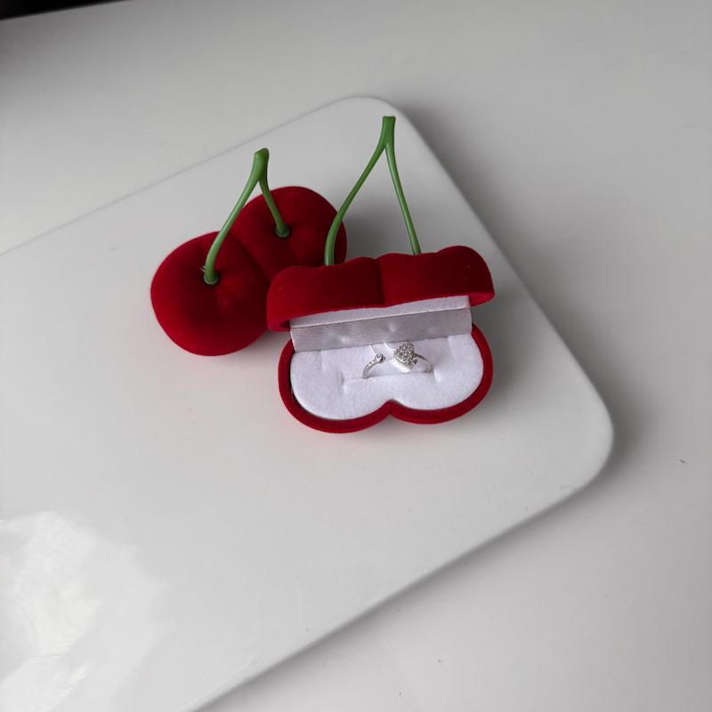 جعبه کادویی جواهر طرح گیلاس 